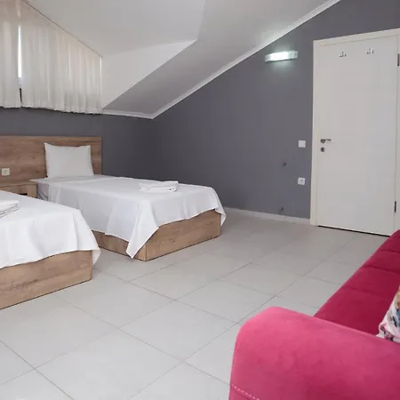 Villa Raya2 *